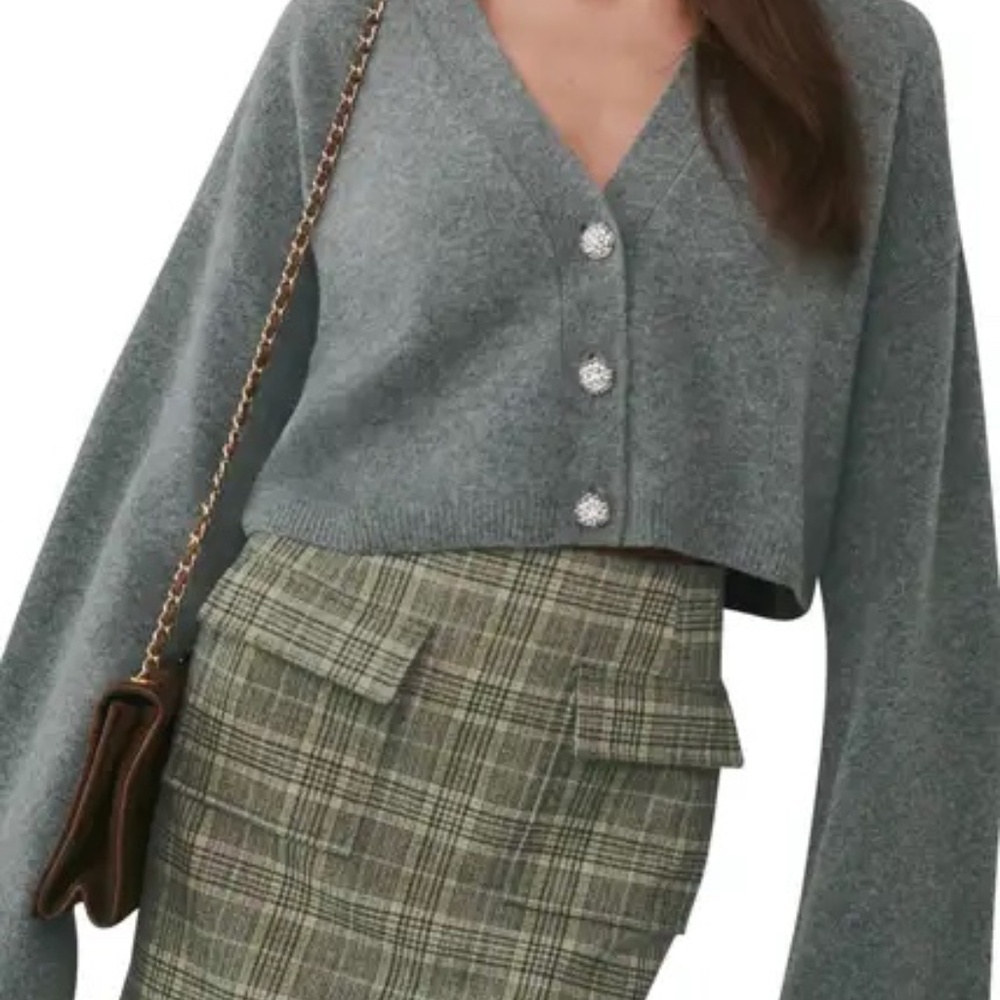 Reformation Cropped Sweater w/Crystal Buttons Gray 100% Wool V-neck Sz L NWT